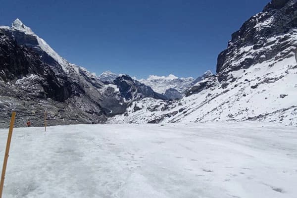 everest three pass