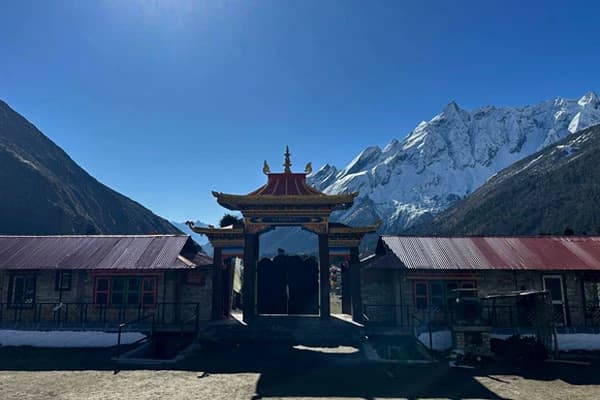 manaslu monastery