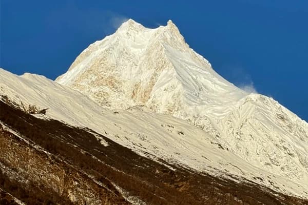 mount manaslu