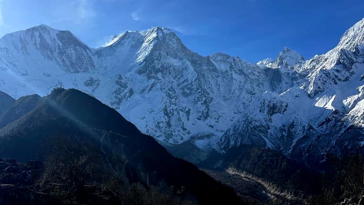 12 days manaslu trekking
