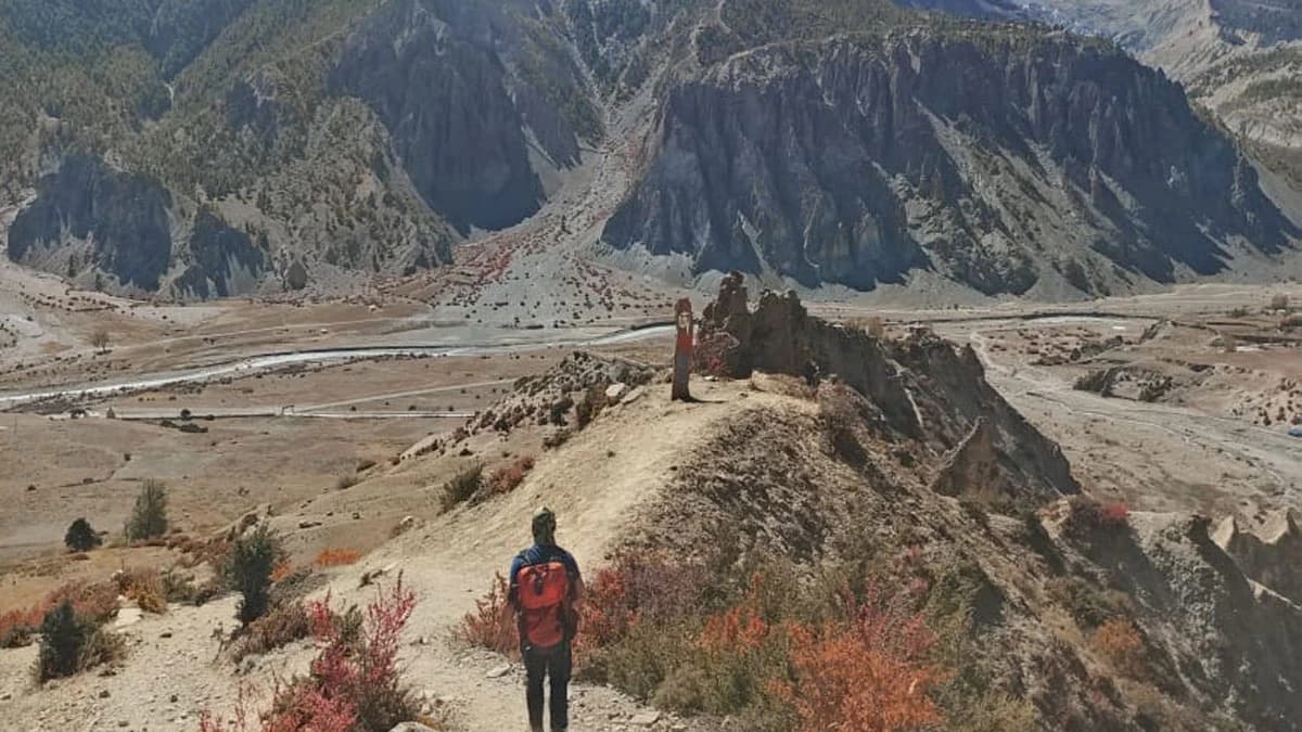 annapurna circuit with tilicho lake trek 10 days