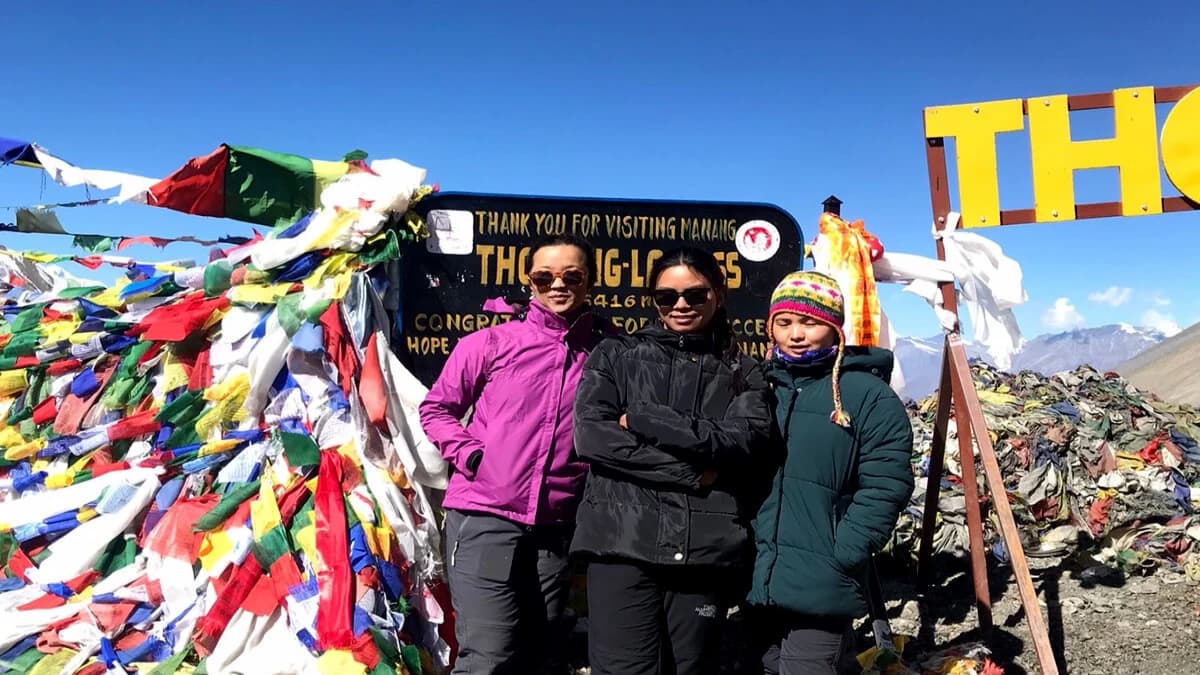 annapurna thorong la pass.