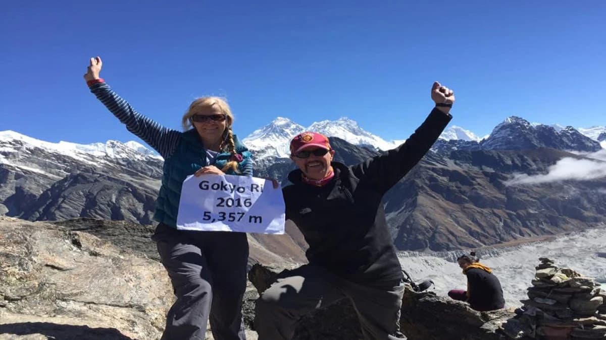 everest gokyo ri view point