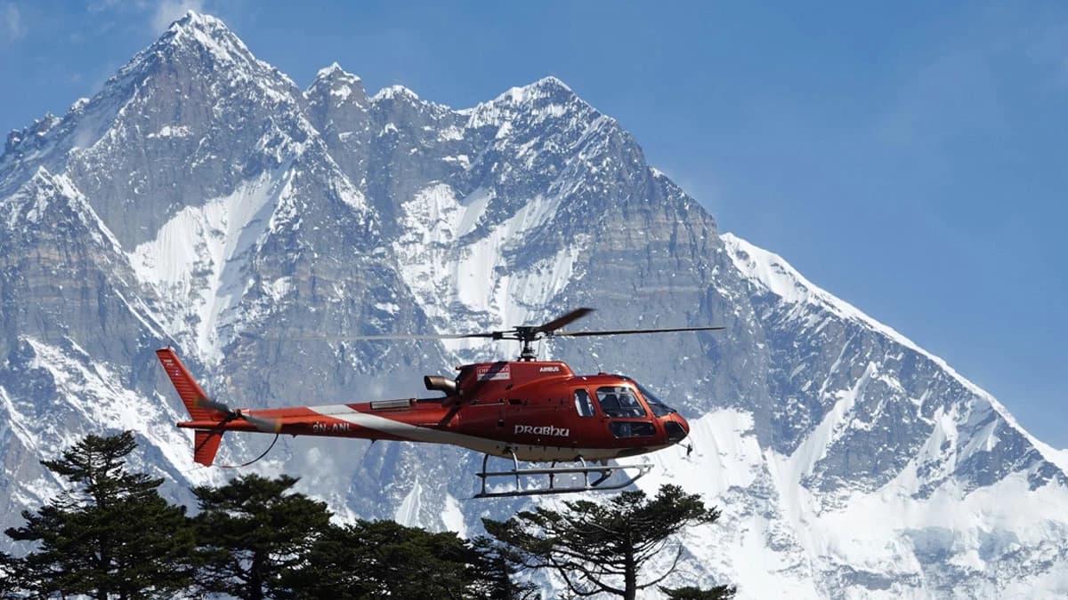 everest kalapathar landing heli tour