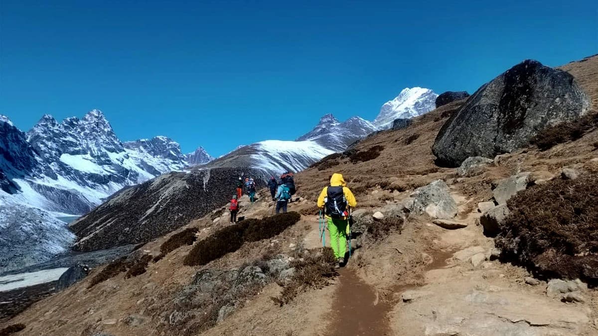 everest two high pass trek
