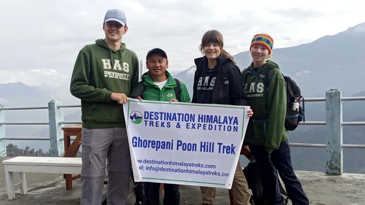 ghorepani poon hill trek