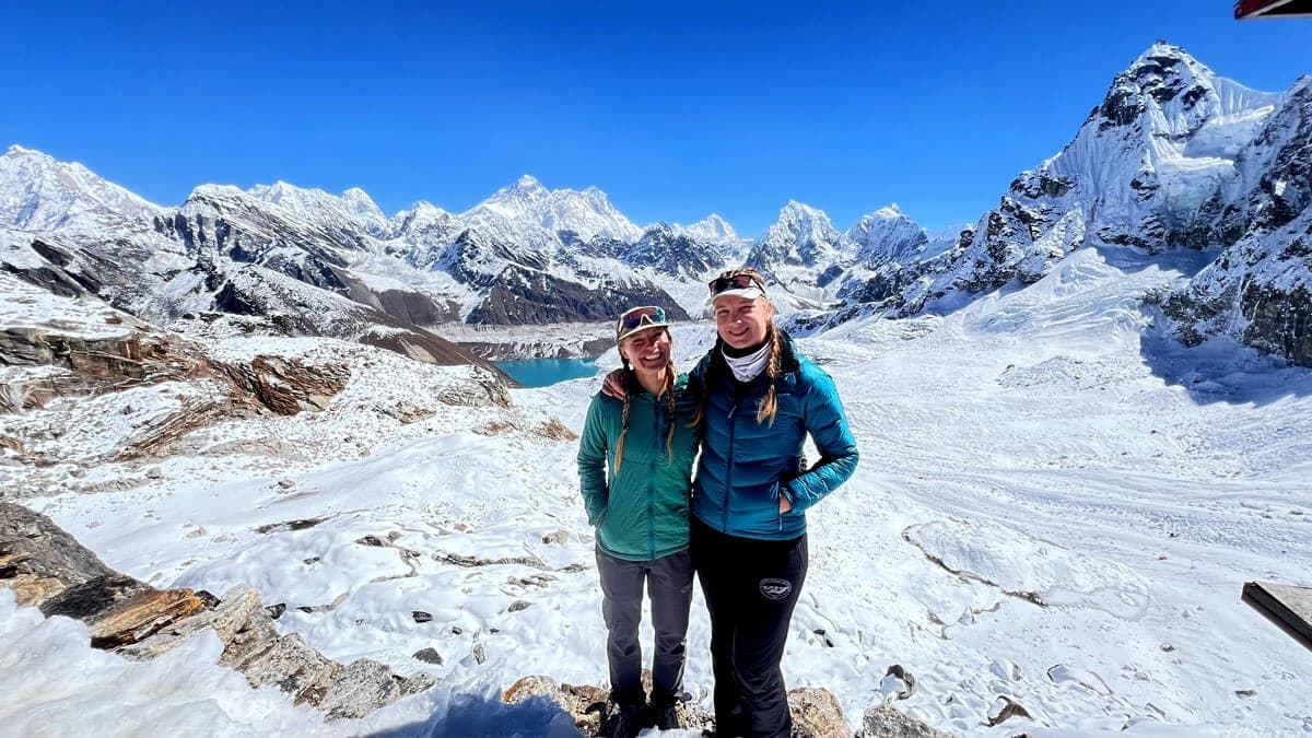 gokyo lake trekking