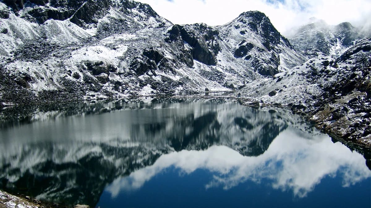 Gosaikunda Lake Trek