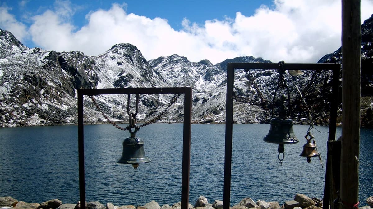 gosaikunda lake