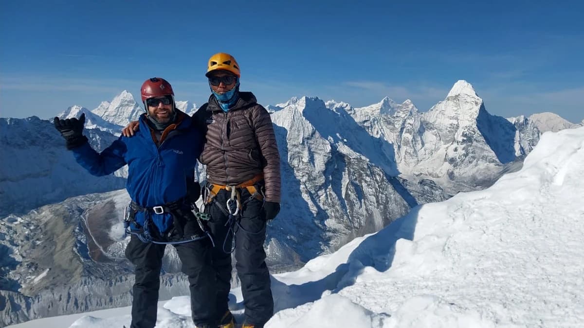 island peak summit