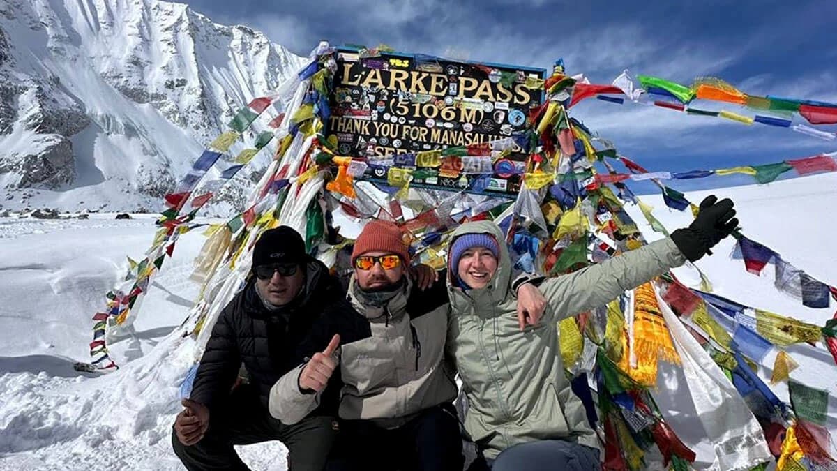 manaslu circuit trek