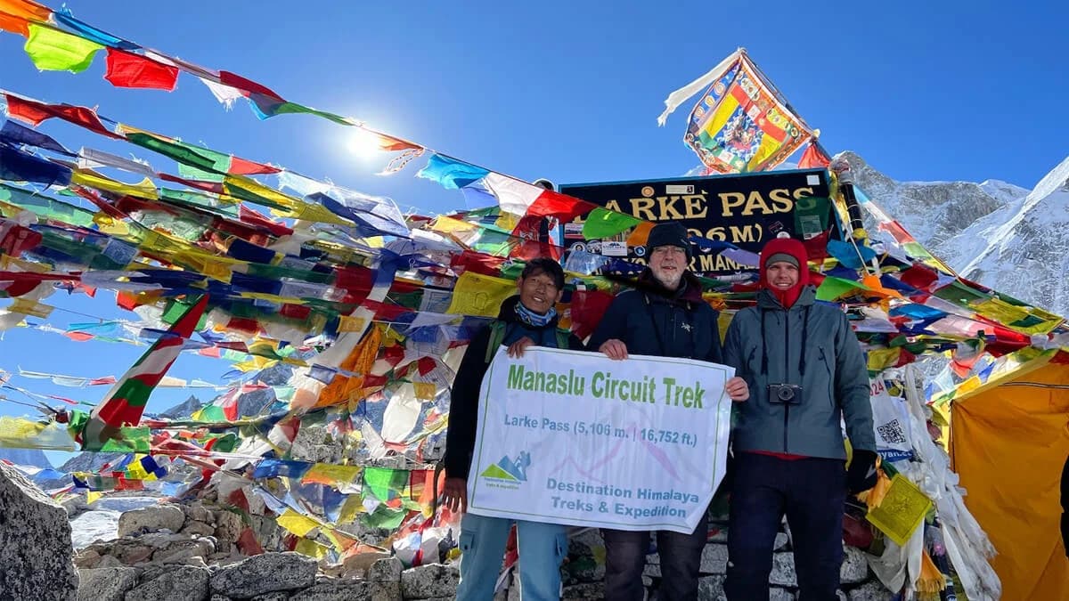 manaslu circuit trekking