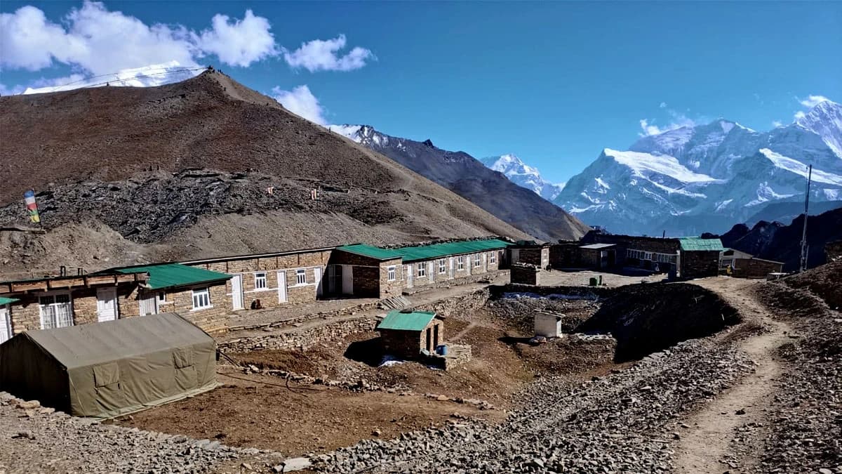 thorong la pass trekking