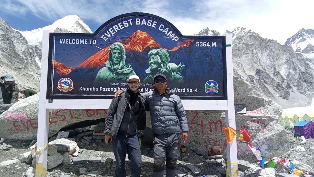 trek to everest base camp
