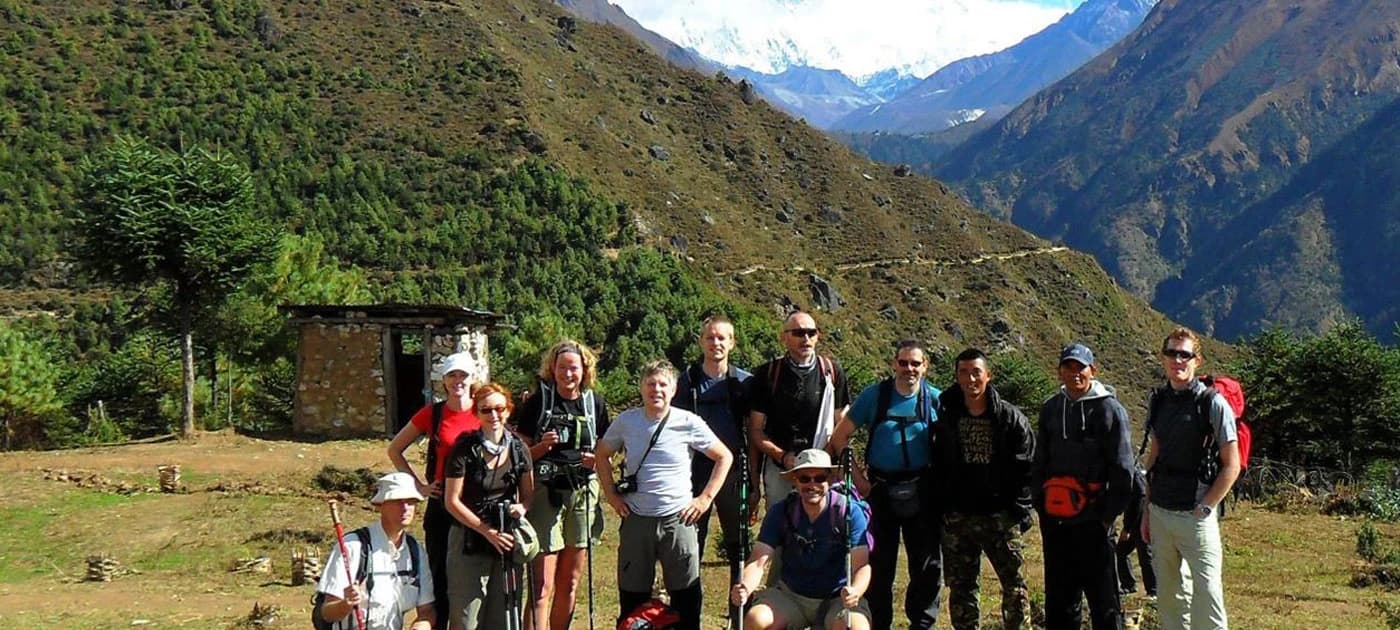 trekking in nepal in september