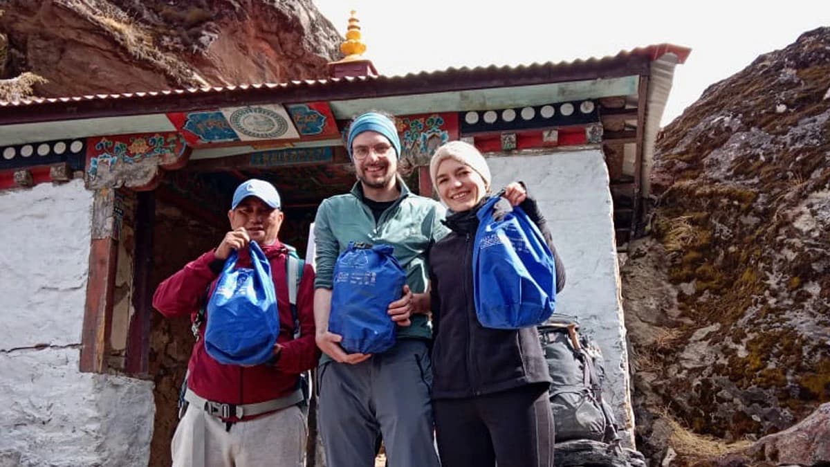way to dingboche