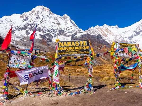 annapurna base camp heli tour from pokhara