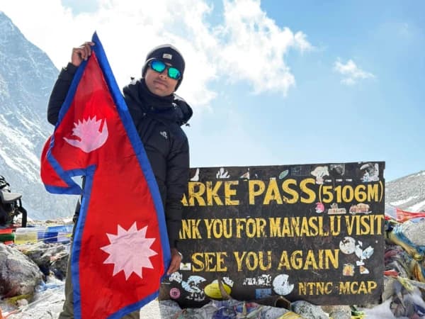 Larke Pass In Nepal