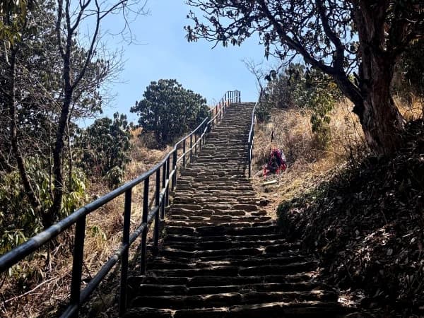 On The Way To Poon Hill