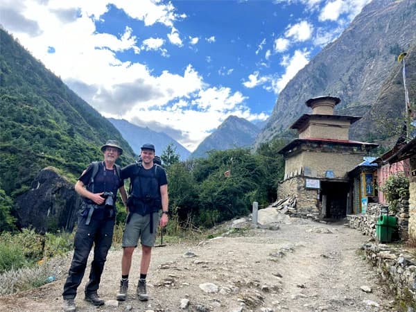 manaslu circuit tsum valley trail