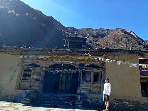 tsum valley trekking itinerary